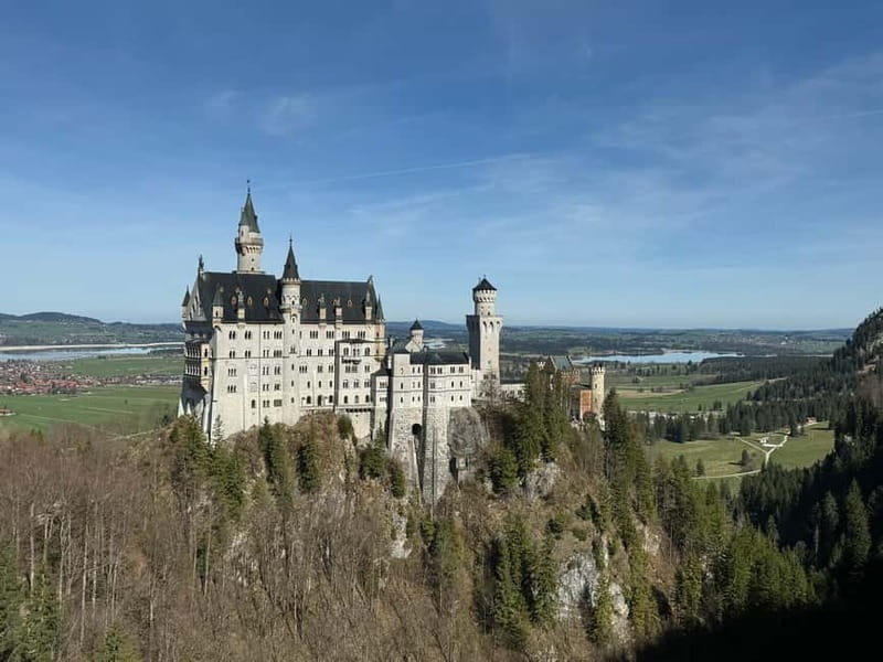 Neuschwanstein Castle Skip-the-Line Ticket with Audio Guide - Getting from Füssen to the castle