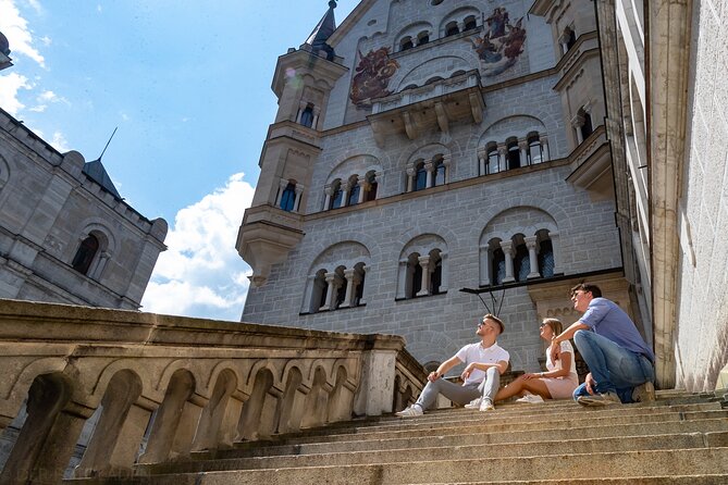 Neuschwanstein & Linderhof Castle-Fairytale Day Tour from Munich - What the castle visit feels like