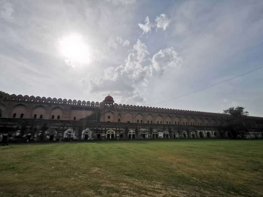 New Delhi: Red Fort Entry Ticket with Optional Add-Ons - Option three: Four major Delhi landmarks in one day
