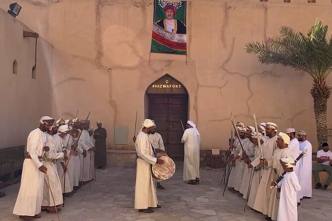 Nizwa Fort-Nizwa Souq-Birkat Al Mouz-Jebel Akhdar - Private Full Day Tour - Nizwa Souq: a working market beside the fort