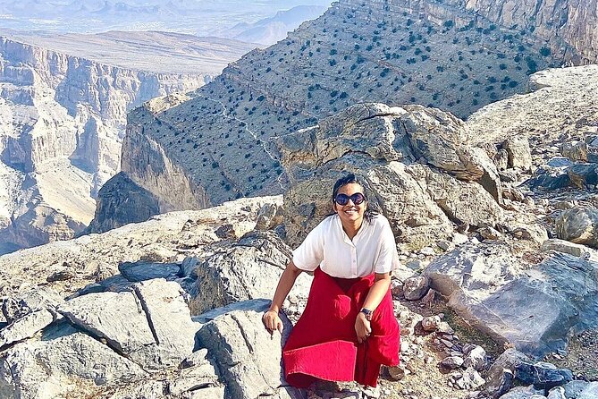 Nizwa Fort-Nizwa Souq-Misfah Al Arbyeen-Jebel Shams - Private Full Day Tour - Jebel Shams and the Wadi Ghul view