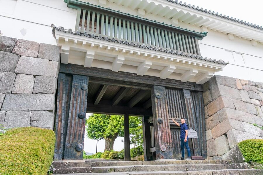 Odawara: Odawara Castle and Town Guided Discovery Tour - What the $116 price gets you