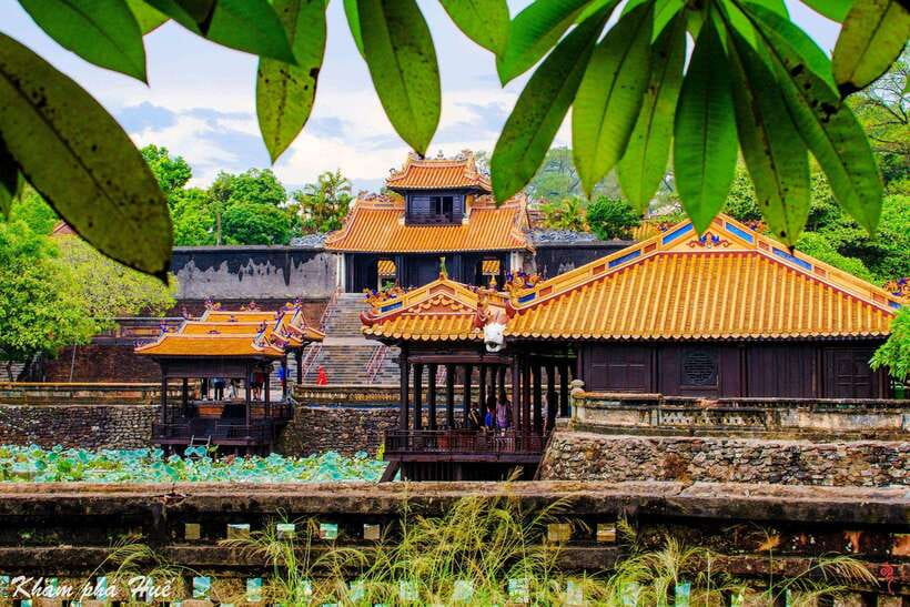 Official Hue: Dragon Boat, Imperial Citadel, & Market tour - Why this full-day Hue route works