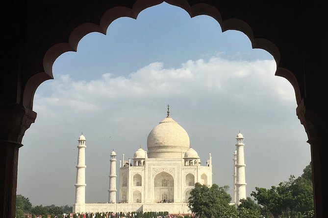 Official Tour Guide For Sunrise Taj Mahal and Agra Fort Tour - Agra Fort at 9 a.m., a very different Mughal experience