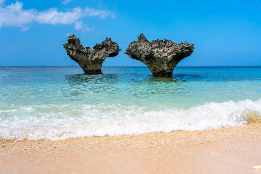 Okinawa Full Tour: Castle, Manza, Kouri, Aquarium & American - Key points for planning your Okinawa day