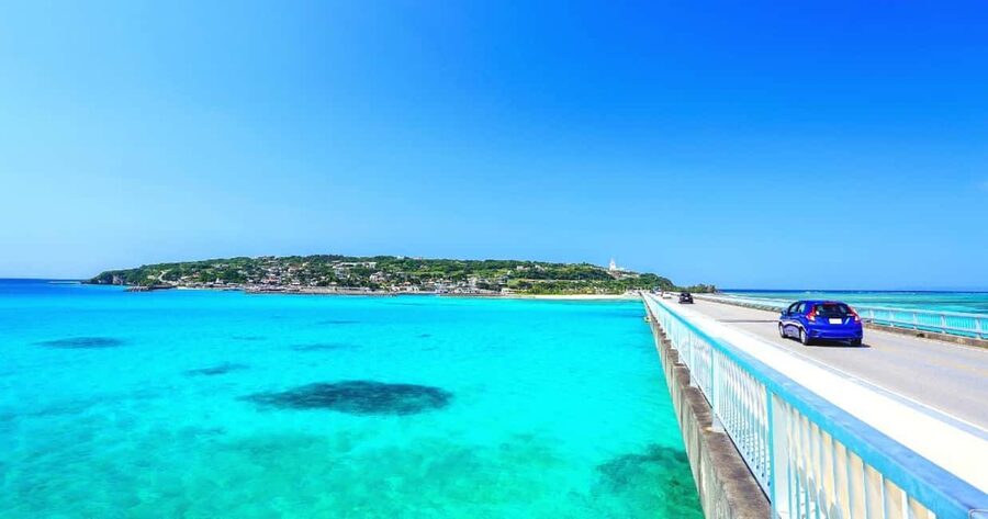 Okinawa Full Tour: Castle, Manza, Kouri, Aquarium & American - Nakagusuku and Okinawa’s stone fortresses