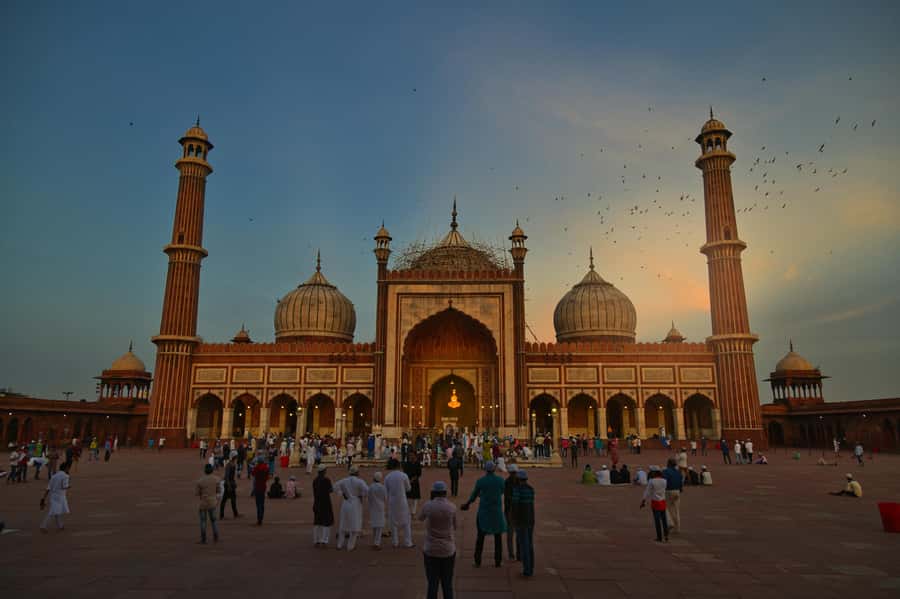 Old Delhi: Red Fort, Jama Masjid & Chandni Chowk by Tuk Tuk - Starting inside the Red Fort