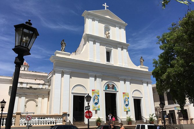 Old San Juan and El Morro Castle Walking Tour - The Santo Cristo chapel and its miracle story