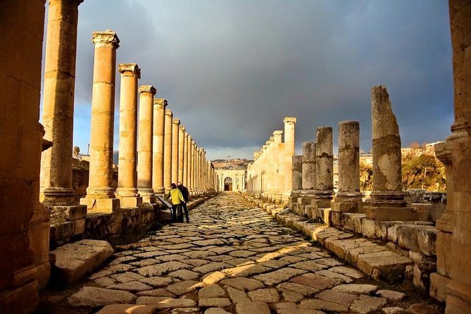 One Day Trip to Jerash & Ajloun Castle - The Cardo Maximus and Jerash’s main monuments