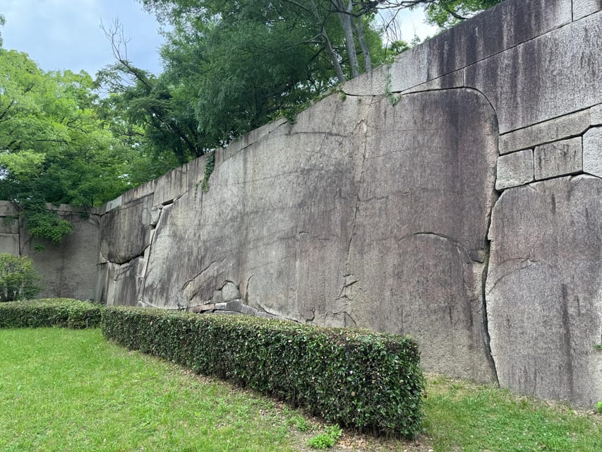 Osaka: Explore Every Bit of Osaka Castle in 3 Hours - The guide can make or break the history