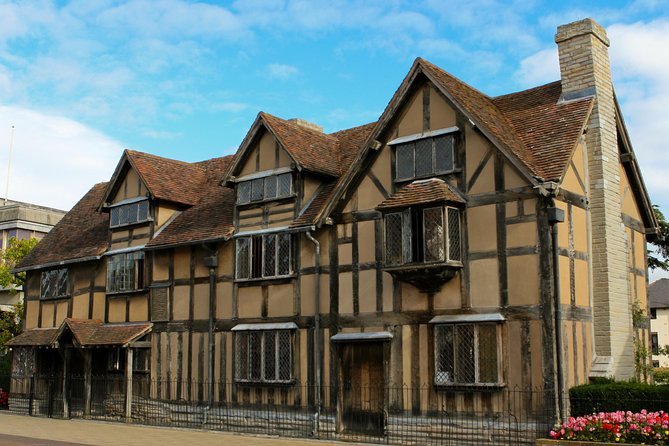 Oxford, Stratford, Cotswolds & Warwick Castle Tour from London - Why the price may be fair, and where value slips