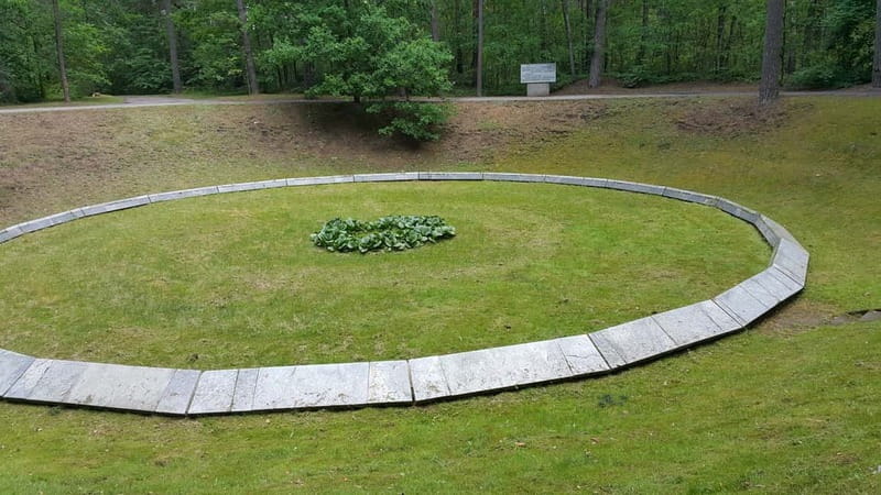 Paneriai Holocaust Site, Trakai Castle & Rumsiskes Day Tour - Key points to know before booking