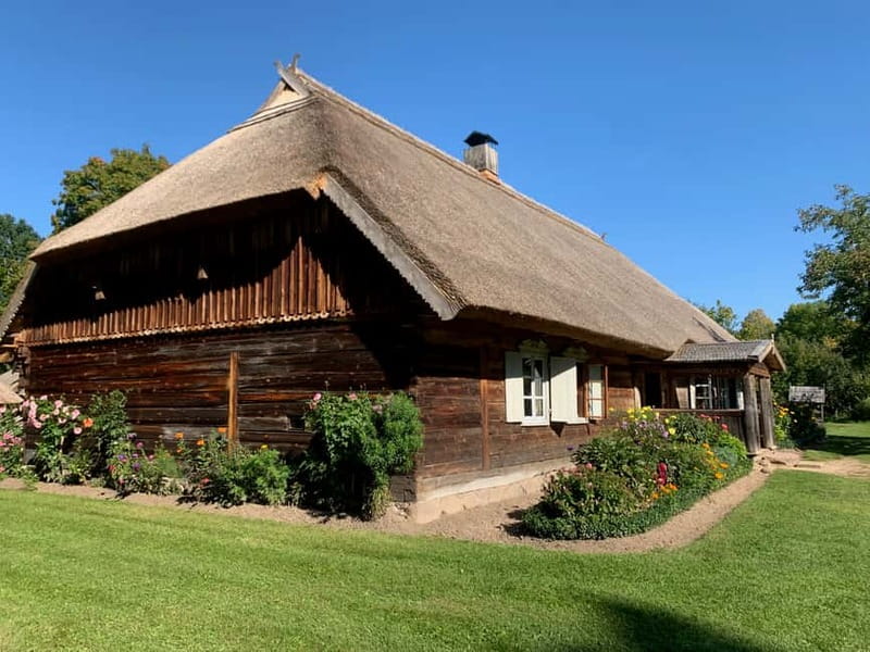 Paneriai Holocaust Site, Trakai Castle & Rumsiskes Day Tour - Who should book this day tour?