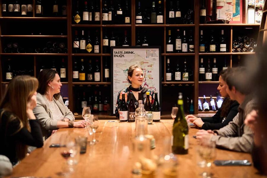 Paris: O Chateau's Wine Tasting Dinner - What the sommelier actually teaches you