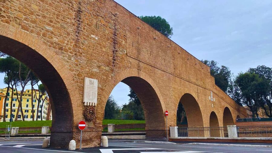 Passetto di Borgo Guided Tour & Castel Sant'Angelo Ticket - What the $64 price really covers