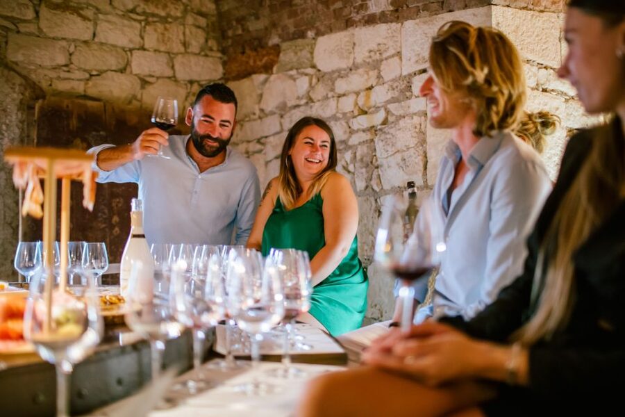 Pastrengo: Lake Garda Wine & Food Tasting in Historic Fort - Practical tips before you go