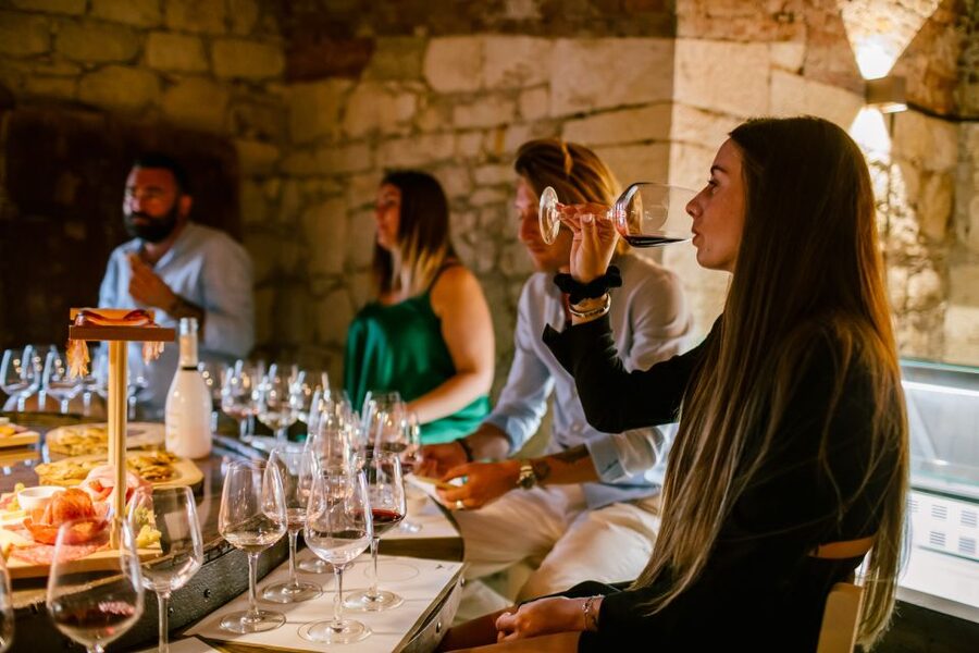 Pastrengo: Lake Garda Wine & Food Tasting in Historic Fort - The view and the pace