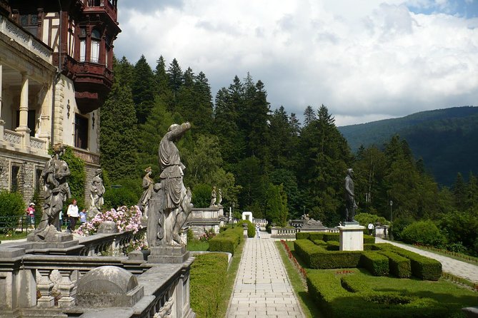 Peles Castle and optional Cantacuzino Castle from Brasov - Timing, comfort, and practical details