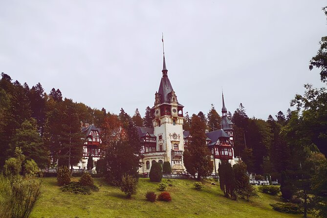 Peles Castle, Bran Castle & Rasnov Fort. Private Tour from Brasov - The guide makes the largest difference