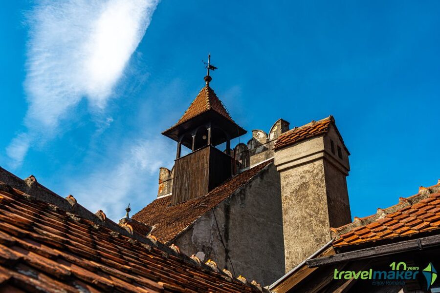 Peles, Dracula's Castles & Brasov: Private Day Trip & Pickup - Key things to know