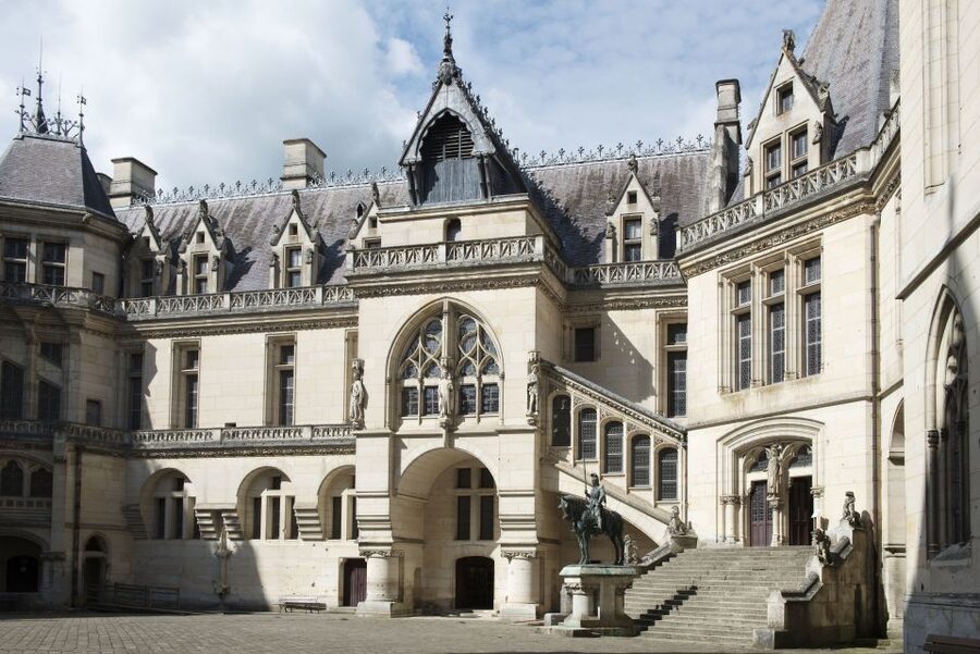 Pierrefonds: Château de Pierrefonds Entrance Ticket - The Grand Salons and Interior Rooms