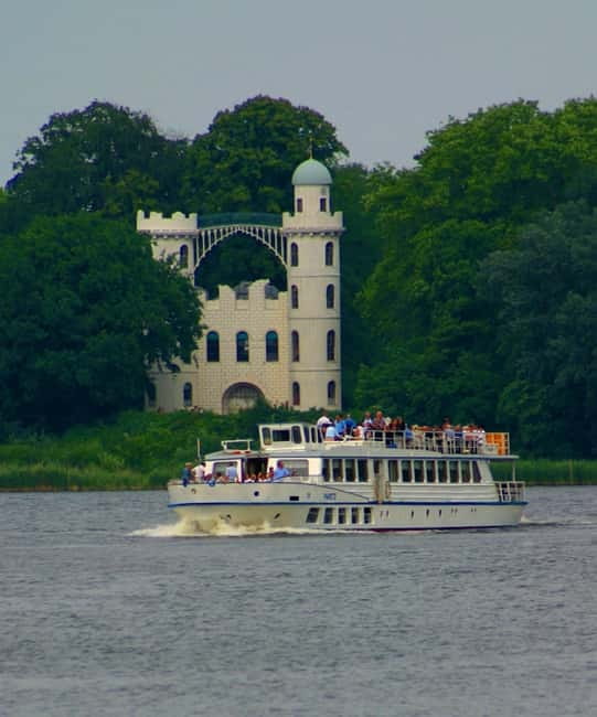 Potsdam: The evening Wannsee tour. Castles, parks, and villas. - Key points at a glance