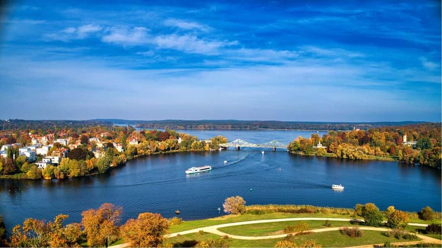 Potsdam: The evening Wannsee tour. Castles, parks, and villas. - Starting at Potsdam Harbor beside the Lange Brücke