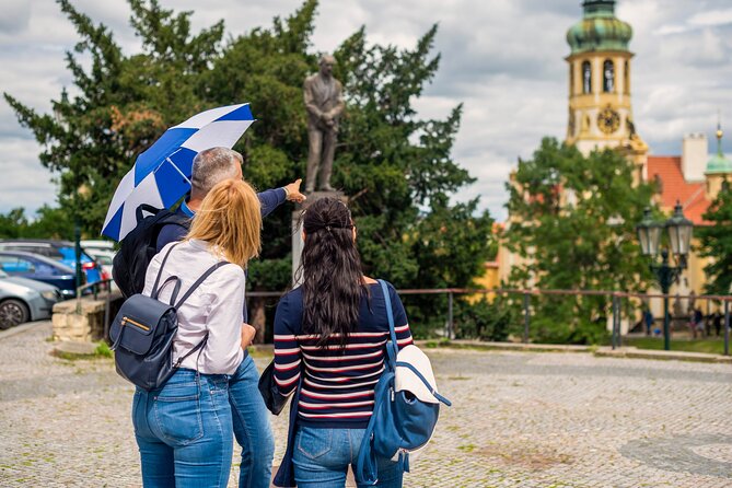 Prague: 1-Hour Castle Tour With Fast-GET Admission Ticket - Is $45 good value?
