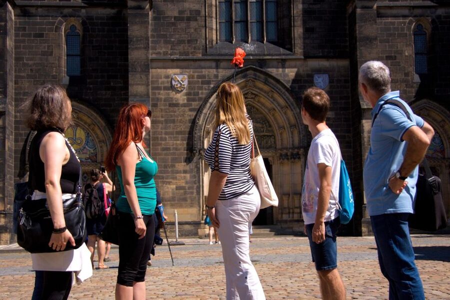 Prague: 2.5-Hour Vyšehrad Castle with Gorlice & Tickets - Meeting at Wenceslas Square and riding the metro