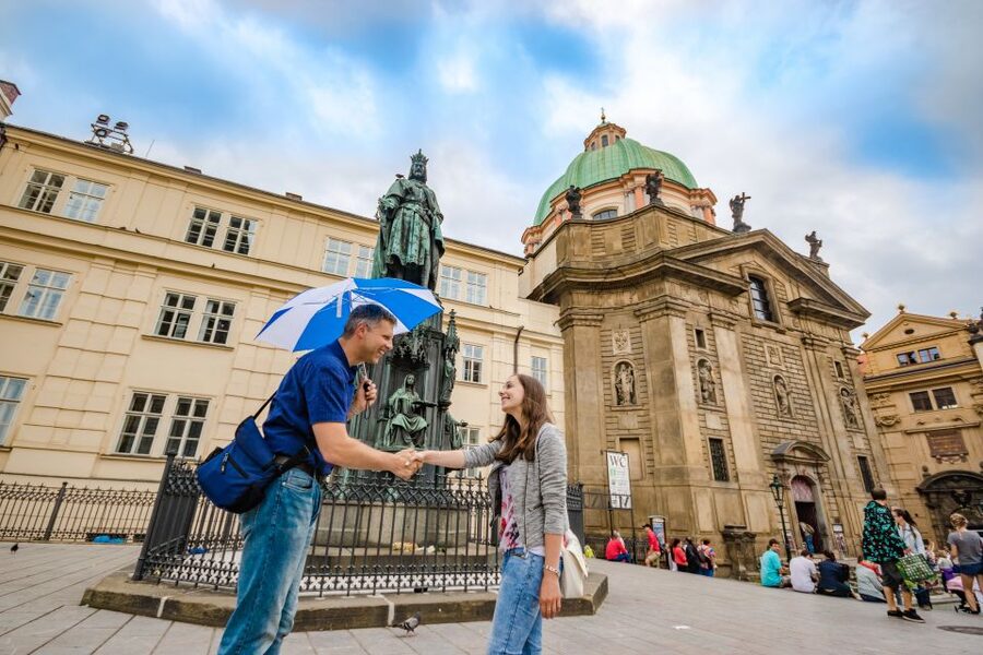 Prague Castle 2.5-Hour Tour Including Admission Ticket - The pace, walking, and group experience