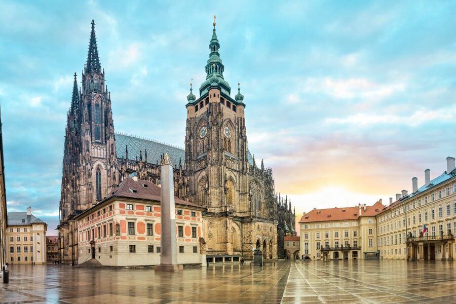 Prague Castle & Castle District: 2-Hour Guided Tour - St. Vitus Cathedral and the great façades