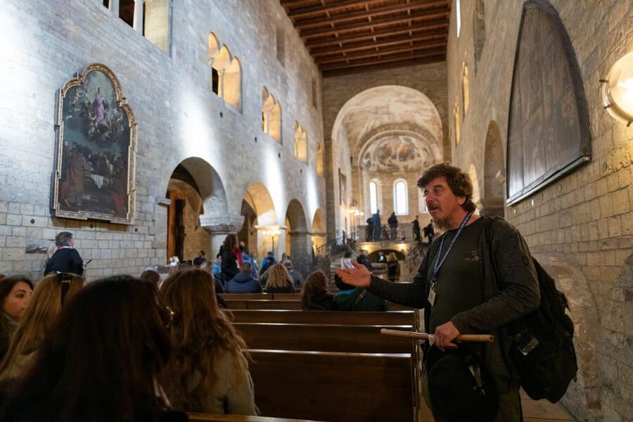 Prague Castle Interiors, Bus Tour and Vltava River Cruise - Golden Lane and Daliborka Tower