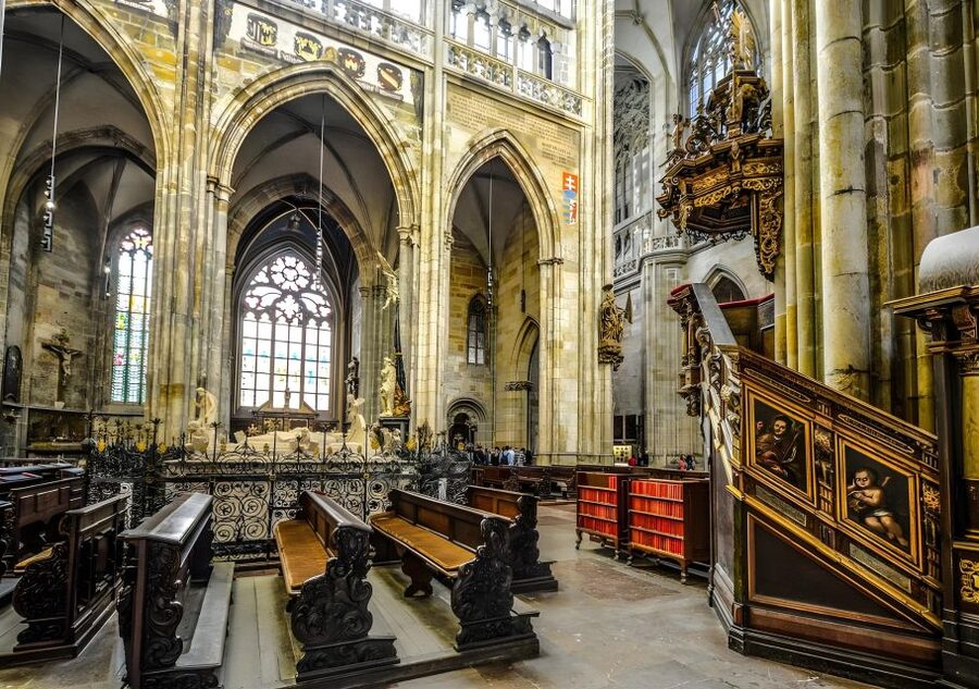 Prague Castle: Royal Palace, Cathedral, and Golden Lane Tour - Golden Lane looks like a storybook, but its stories are real