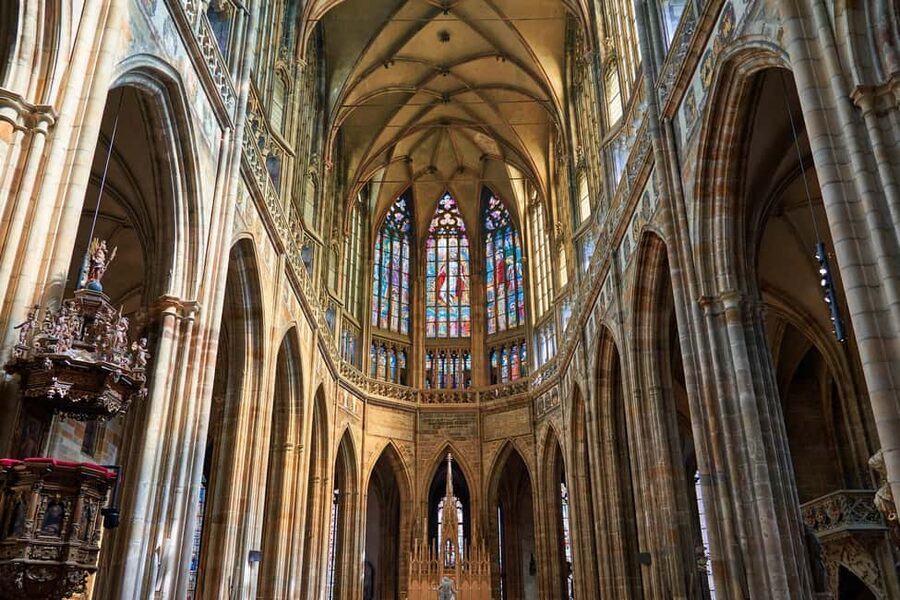 Prague Castle, St. Vitus Cathedral, Royal Palace, St. George's Basilica - St. Vitus Cathedral and the Bohemian crown
