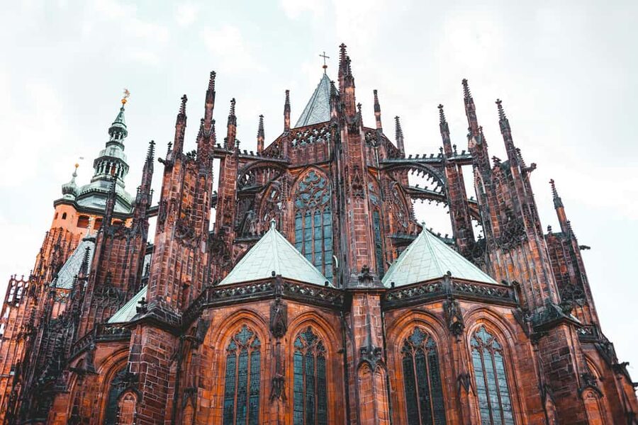 Prague Castle, St. Vitus Cathedral, Royal Palace, St. George's Basilica - Meeting Robert at the Pražský hrad stop