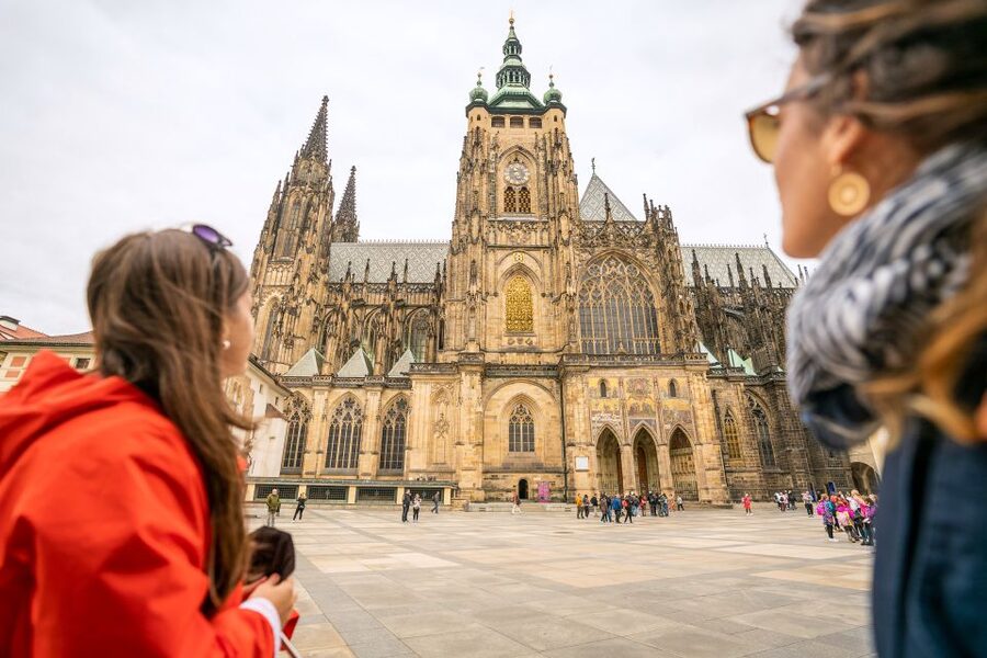 Prague: Castle Tour with Local Guide and Entry Ticket - Is the $61 price good value?