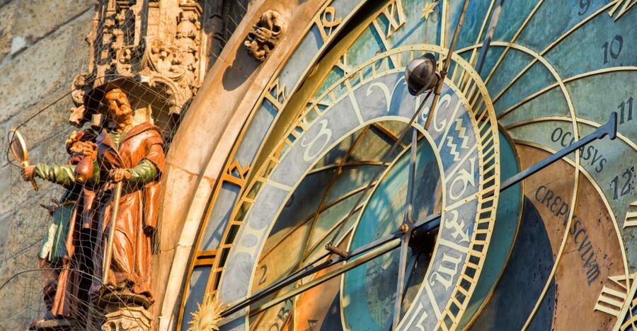 Prague: Full-Day Old Town, River Cruise & Prague Castle Tour - Key points at a glance