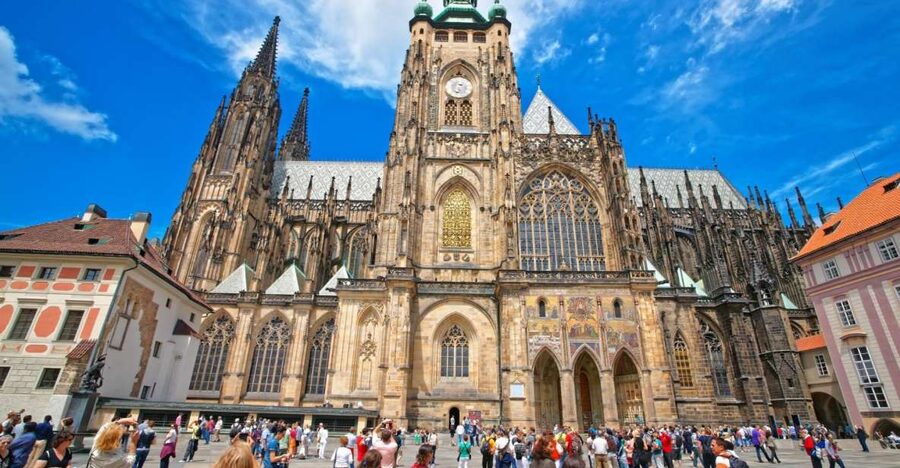 Prague Hradcany Castle, St Vitus Cathedral Tour with Tickets - Golden Lane turns castle history into everyday life