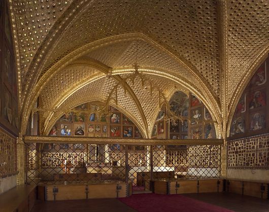 Prague: Karlštejn Castle Guided Tour with Entry Ticket - Who should book this excursion?