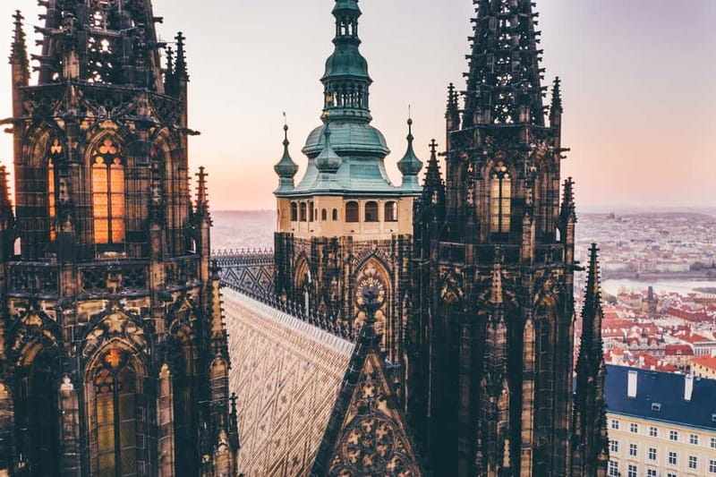 Prague: Old Town, Prague Castle & River Cruise Day Tour - Should you book this Prague day tour?
