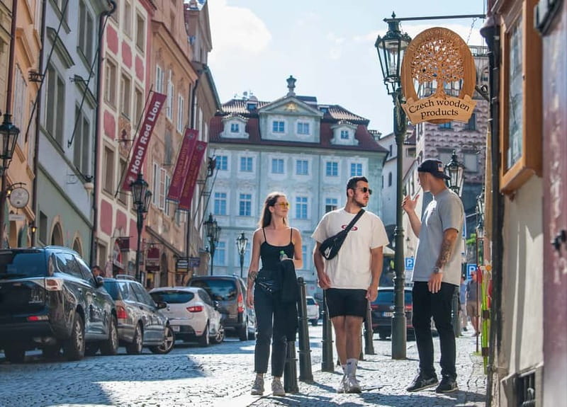 Prague: Old Town, Prague Castle & River Cruise Day Tour - Why this seven-hour Prague plan works