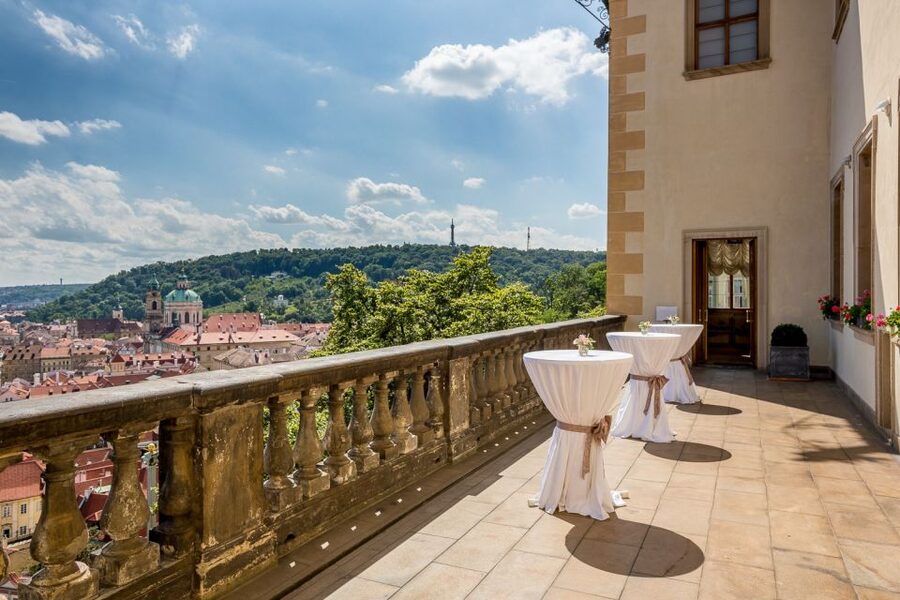 Prague: Prague Castle and Lobkowicz Palace Entry Tickets - Old Royal Palace: the castle’s political heart