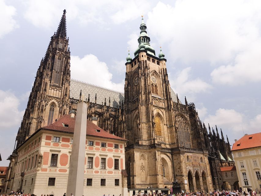 Prague: Prague Castle, Jewish Quarter, Clock Tower Admission - FAQ