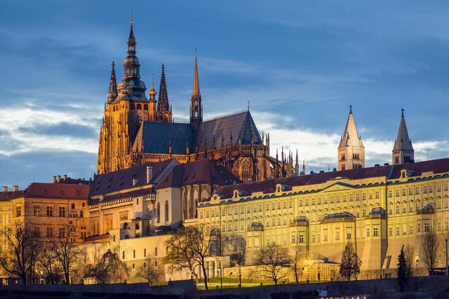 Prague: Prague Castle Skip-the-Line Ticket with Audioguide - What the $21 Prague Castle ticket really gives you