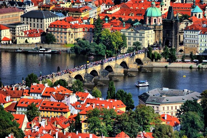 Prague Private Custom Full-Day Tour: Prague Castle and Old Town - Price, guides, and what the value depends on