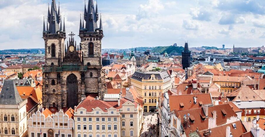 Prague Royal Castle, St Vitus, Golden Lane Tour with Tickets - Starting at the Column of the Holy Trinity