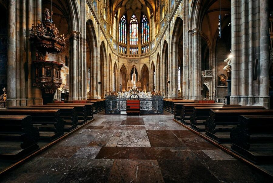 Prague Royal Castle, St Vitus, Golden Lane Tour with Tickets - The three-hour route adds St George’s Basilica