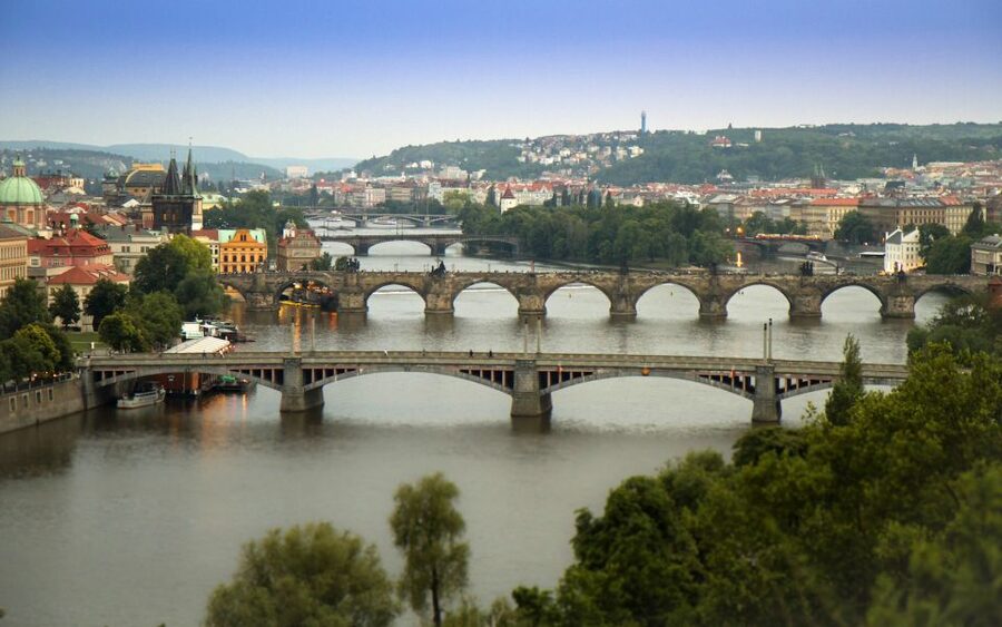 Prague: Stunning Viewpoints, Castle, City & Park E-Bike Tour - Why an e-bike is a smart way to see Prague