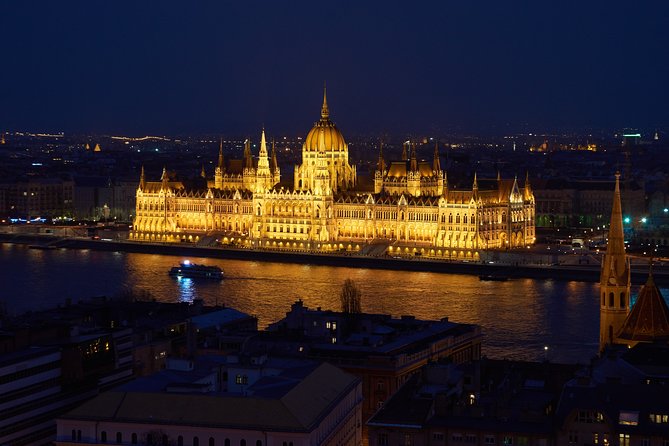 Private Budapest Sightseeing Tour: Royal Castle, Heroes Square, Chain Bridge - The National Museum and Budapest’s Jewish Quarter