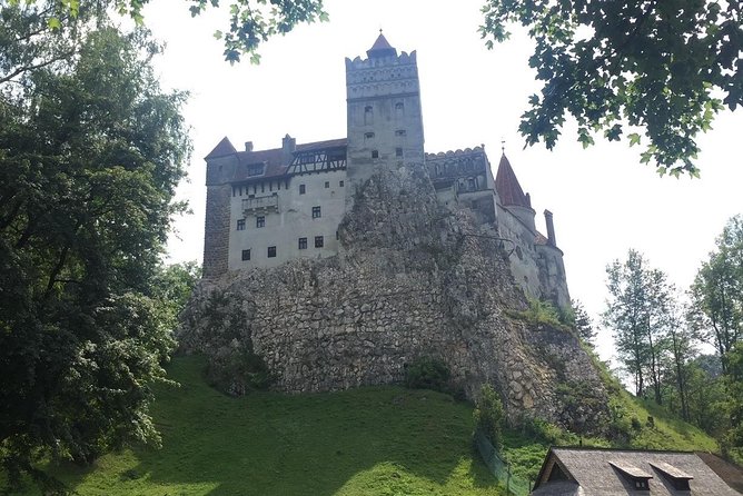 Private Day Trip to Peles Castle, Dracula's Castle and Brasov - How the private vehicle changes the day